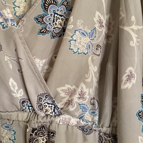 Torrid paisley blouse size 00 - Picture 5 of 5